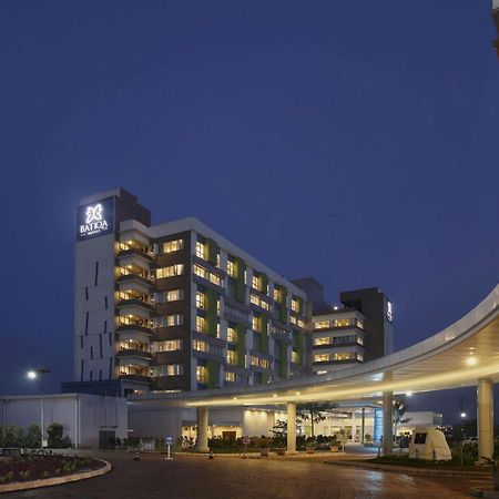 Batiqa Hotel & Apartments Karawang Extérieur photo